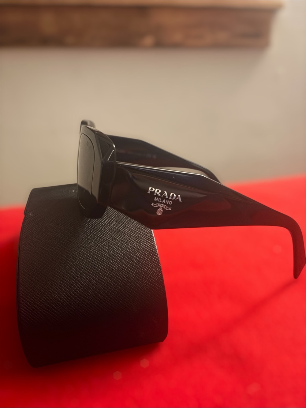 🖤Prada Symbole Trending Sunglasses - Picture 4 of 9